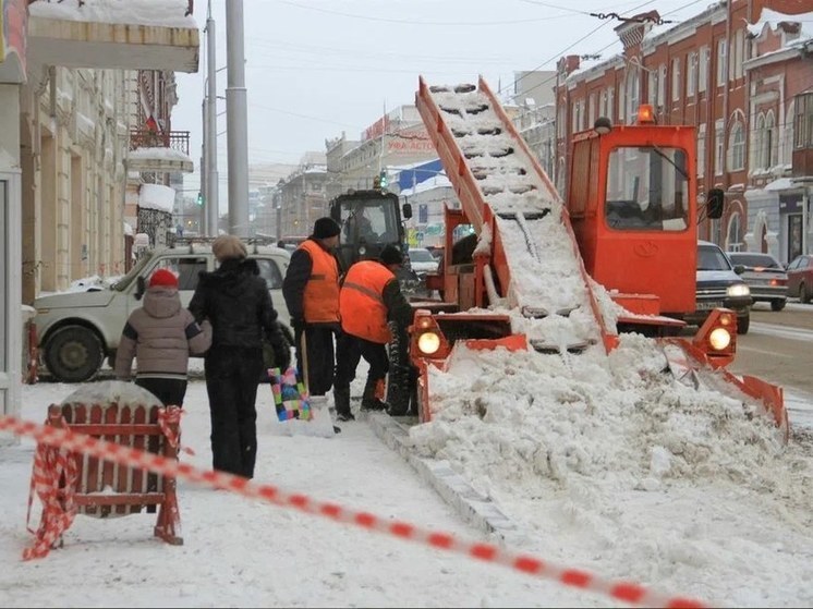 В Уфе назвали районы, где хуже чистят снег