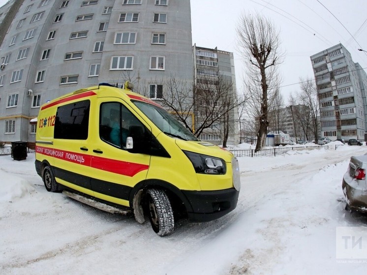 В массовом ДТП в Казани пострадали двое детей