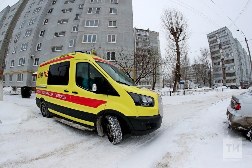 В массовом ДТП в Казани пострадали двое детей