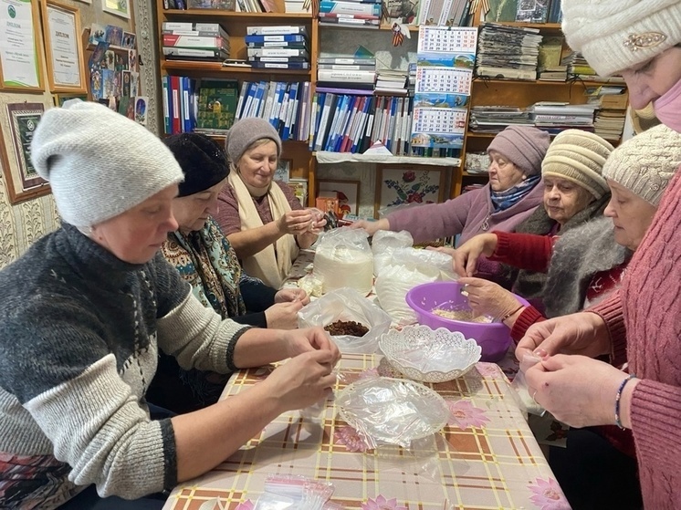 Участники литературных объединений Коноши и Вельска помогают бойцам в зоне СВО