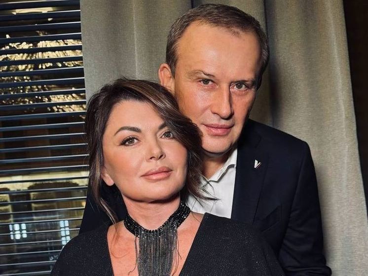 У губернатора Дрозденко сегодня рубиновая свадьба: 40 лет в браке