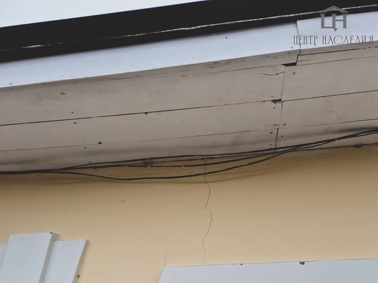 На отремонтированных культурных объектах в Калуге заметили трещины