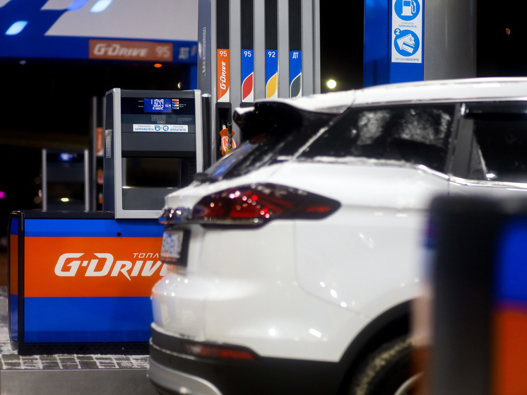 Россия заняла 15-е место по доступности бензина в Европе, на 1-м - Люксембург