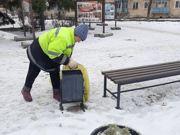 Сотрудники «Пензавтодора» провели в Пензе санитарную уборку