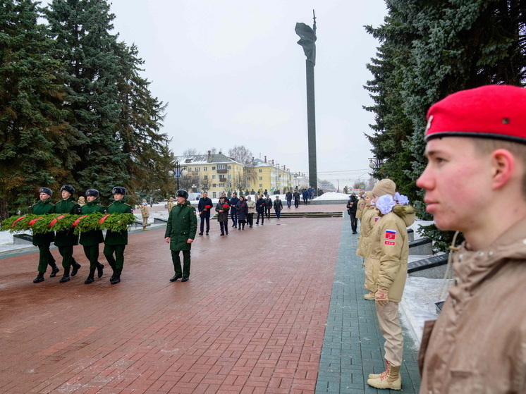 Глава и жители Марий Эл почтили память жертв блокады Ленинграда