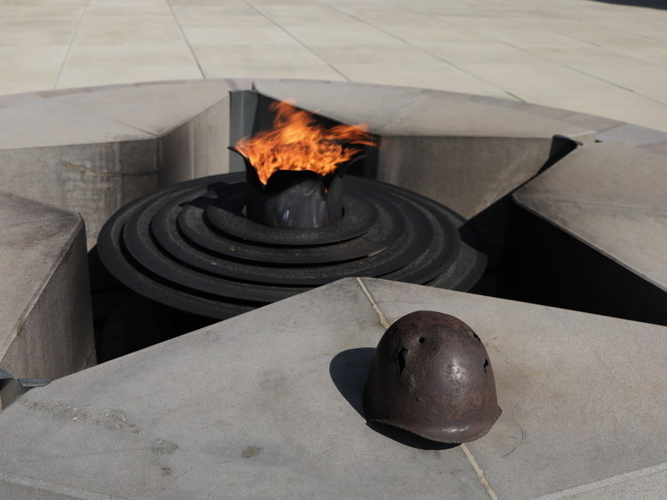 Под Оренбургом похоронили бойца СВО, который участвовал в параде на Красной площади