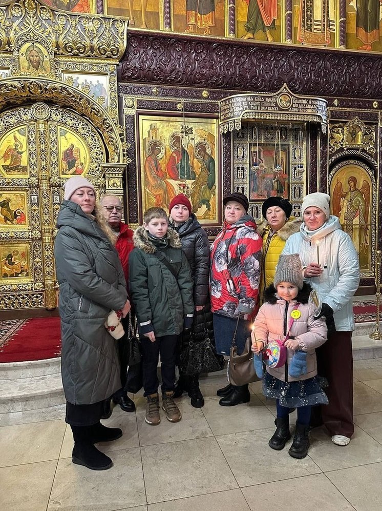 Семьи участников СВО посетили Владычний женский монастырь в Серпухове