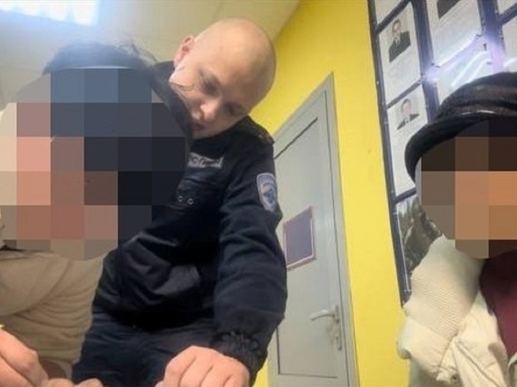 В Твери 17-летнего водителя забирала из полиции бабушка