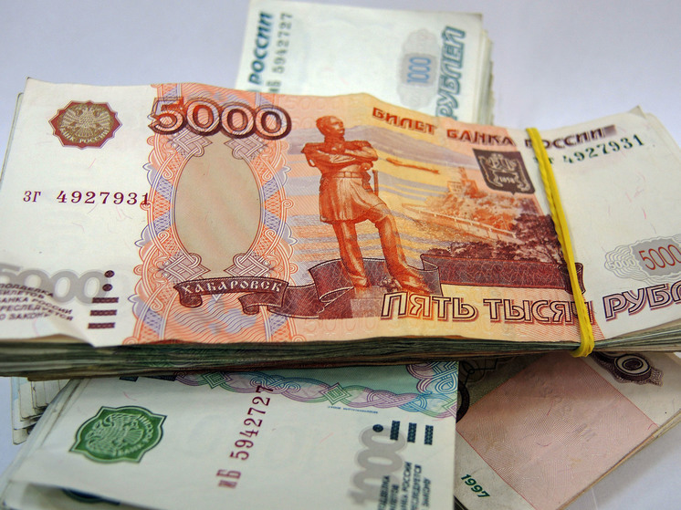 В 2025 году будет выплачено 200 именных стипендий: по 20 и 30 тысяч рублей