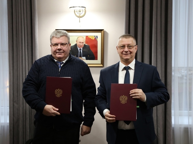 В Пскове подписано соглашение о сотрудничестве между УМВД и Общественной палатой