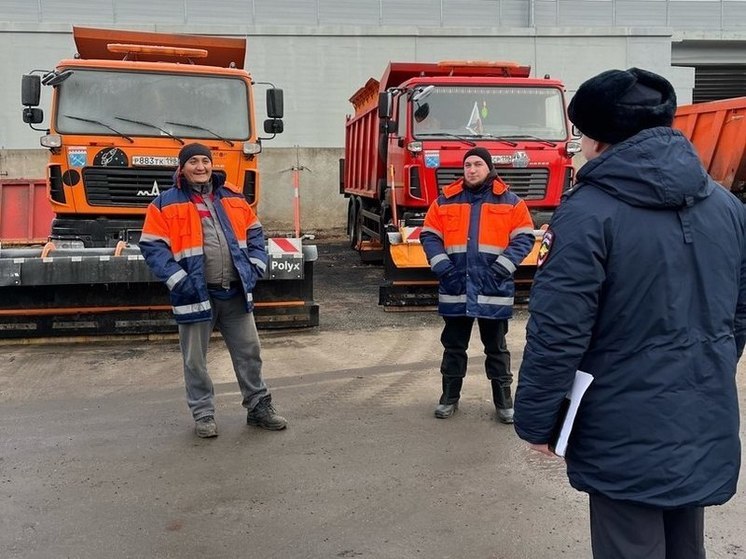 Инспекторы ГИБДД провели профилактические встречи с водителями спецтранспорта