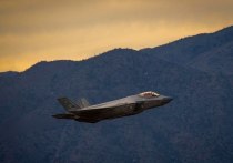 Американский истребитель F-35 потерпел крушение на Аляске в ходе тренировочного полета