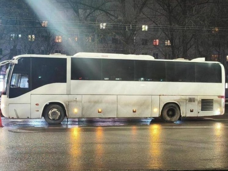 Водитель автобуса сбил 66-летнего пешехода на Большой Санкт-Петербургской