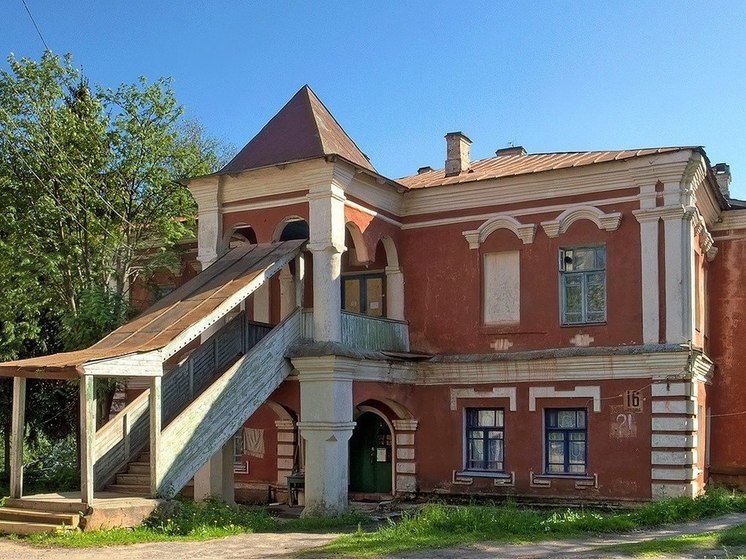Палаты Макарова в Калуге переданы области для восстановления