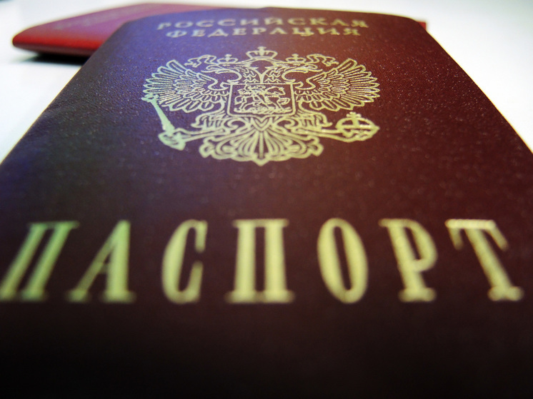 Итальянский журналист Андреа Лучиди получил российское гражданство