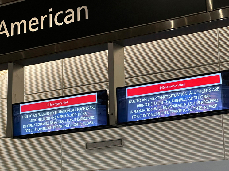 Эксперт заявил, что вертолет намеренно протаранил самолет в Вашингтоне