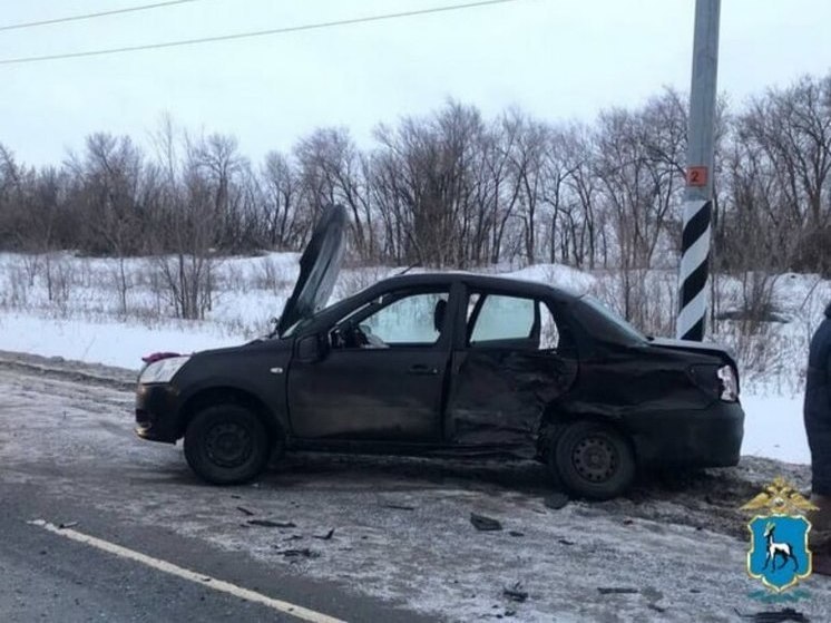 2 девочек госпитализировали после ДТП с иномарками в Самарской области 30 января