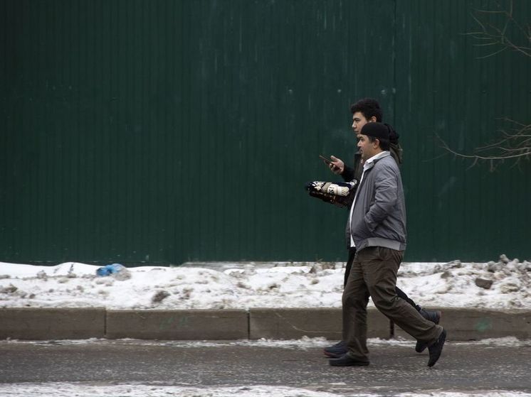 Эксперт Кладов: Россию могут покинуть около 1 млн трудовых мигрантов