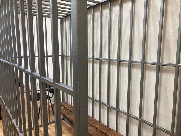 Мигрантов, напавших на начальника охраны одного из ночных клубов в Приморье, заключили под стражу