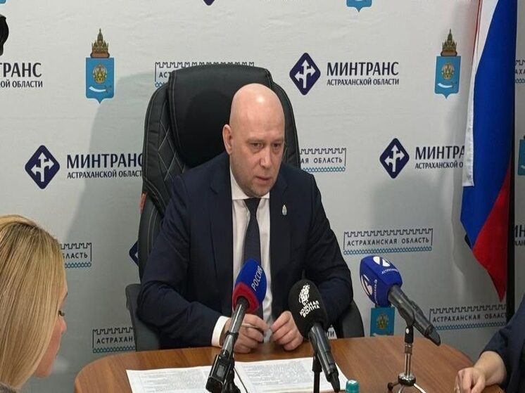 Астраханцы жалуются на работу общественного транспорта лично министру