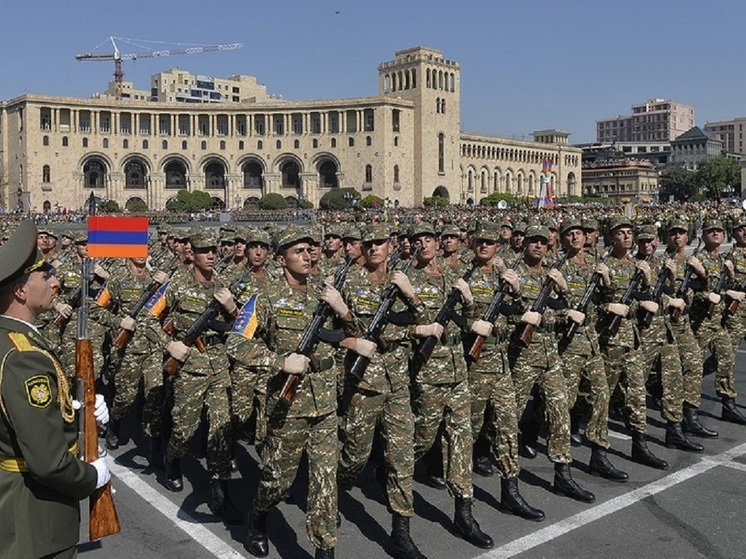 Захарова предупредила жителей Армении об обнищании в случае вступления страны в Евросоюз