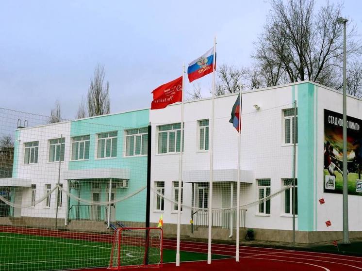 В Ильичевском районе Мариуполя восстановили стадион "Олимп"