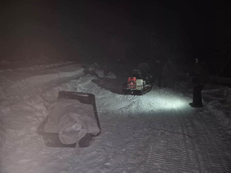 Снегоход наехал на человека в Красноселькупском районе