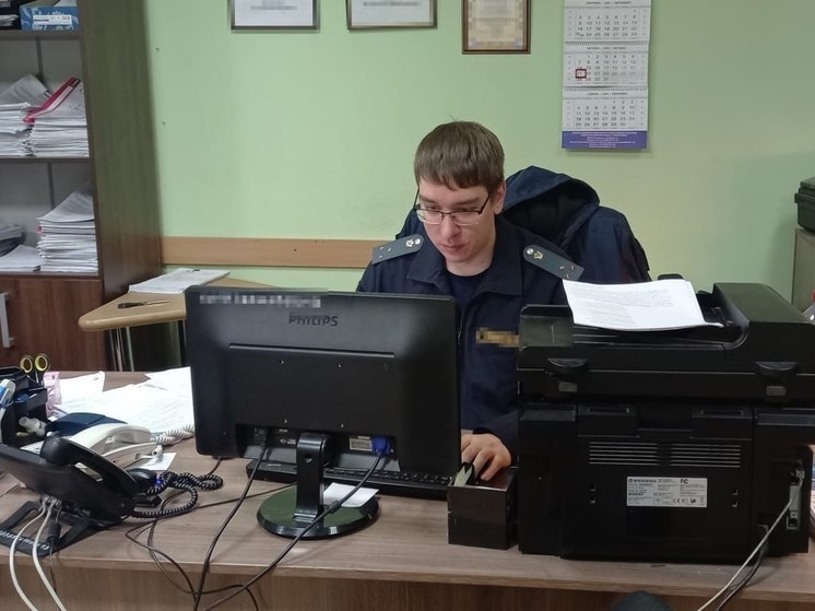 Судебные приставы взыскали с крымчанки ущерб, причиненный преступлением