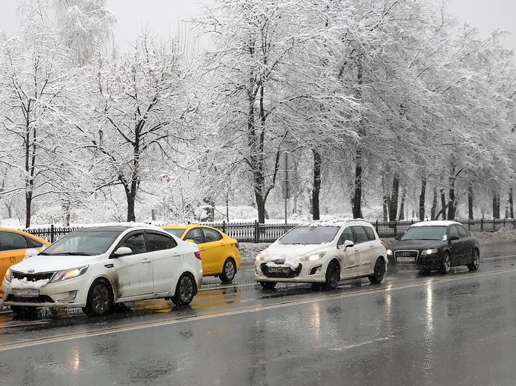 Резкое изменение погоды пообещал синоптик жителям Подмосковья в ближайшее время