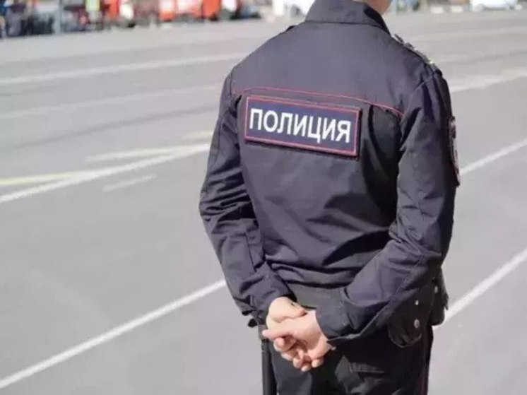 Жители донской столицы сообщили, что таксист силой посадил ребенка в машину и увез