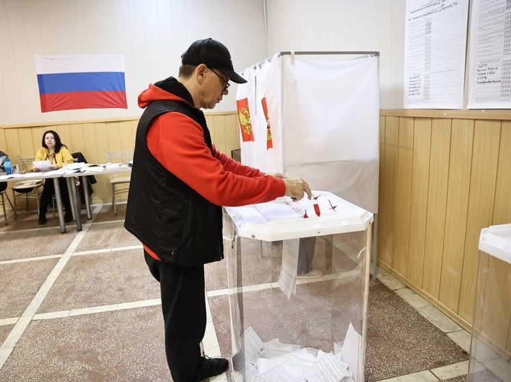 Эксперты спрогнозировали борьбу за второе место на выборах в южноуральское ЗСО