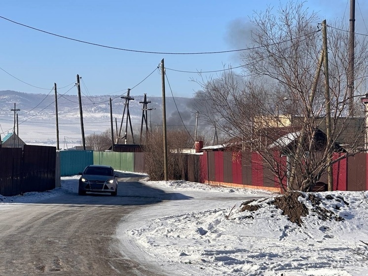Гараж сгорел в Угдане под Читой