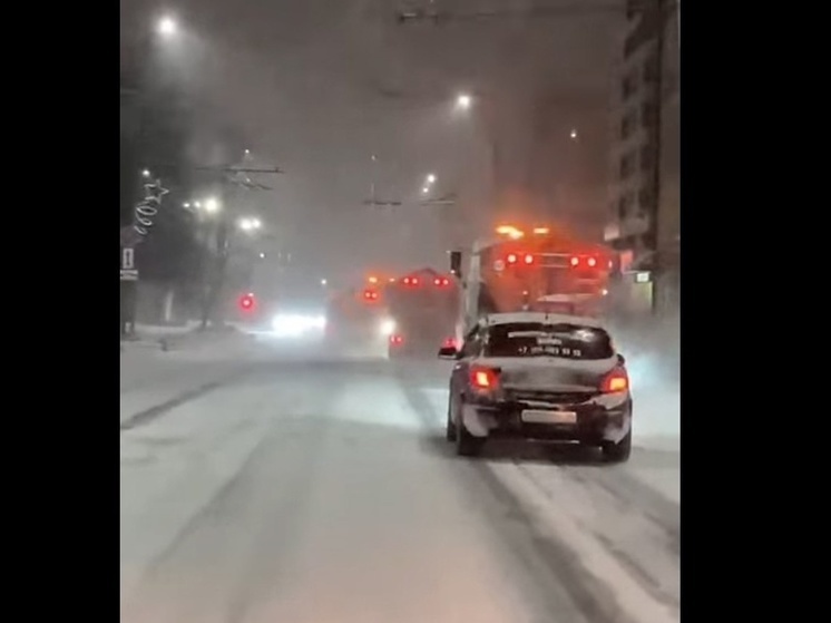 Глава Петрозаводска рассказала о круглосуточной борьбе со снегом