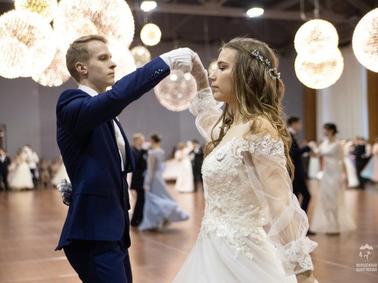 В Пскове определили дату Сретенского бала