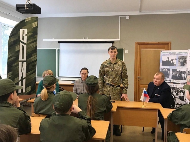 В школах Ядринского округа открылись подразделения Центра «Воин»
