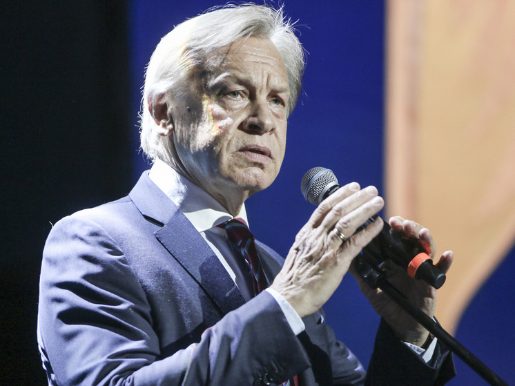 Сенатор Пушков назвал ЛГБТ* как причину вырождения американской нации