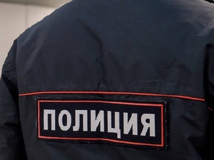 В Астрахани задержали мужчину, стрелявшего в воду из пневматического пистолета