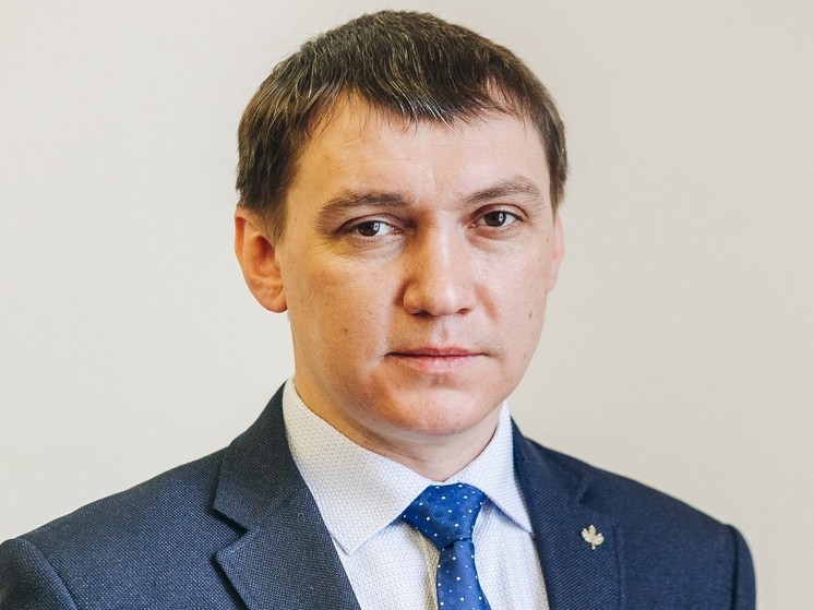 Министр промышленности Бурятии Виктор Винокурцев подал в отставку