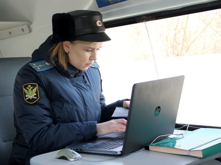 Неделю под арестом проведет Смолянин за неуплату административных штрафов