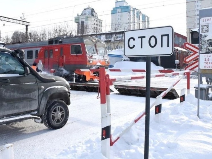 65 переездов планирует отремонтировать ЗСЖД в Новосибирской области в 2025 году