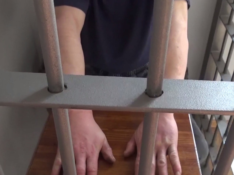 Педофила из Узбекистана обвинили в растлении 11-летней девочки