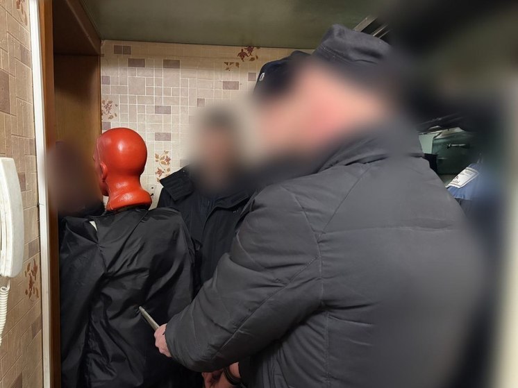 В Кузнецке мужчина убил сожительницу, чтобы та не пошла в гости