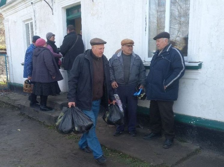 В селах Скадовского округа прошла выдачи гумпомощи