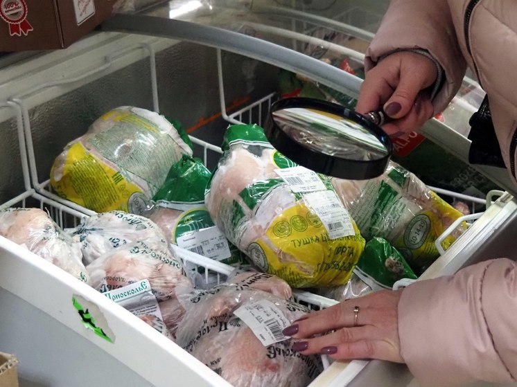Просроченные продукты нашли в магазинах Ханымея