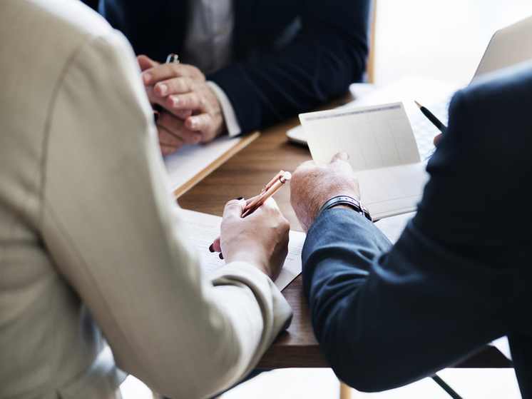 В России предложили амнистировать бизнесменов к 80-летию Победы