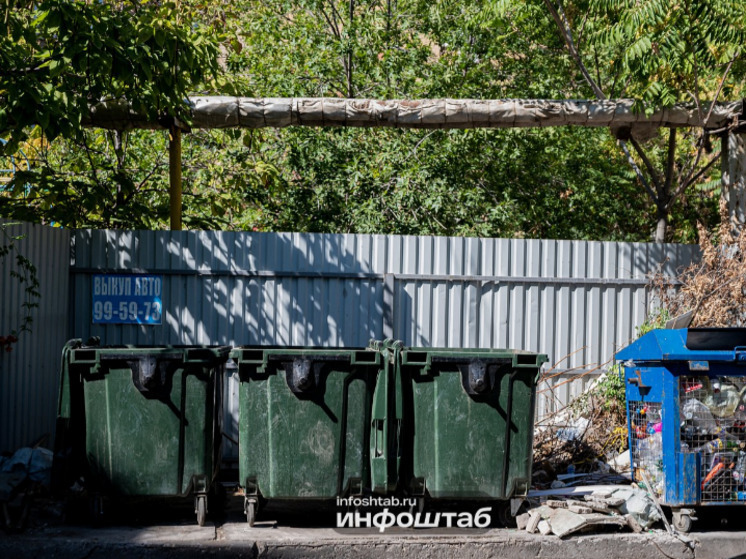 Астрахань активно избавляется от мусорных «залежей»