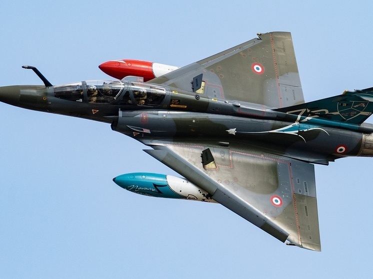 Французский истребитель Mirage 2000 разбился в Индии