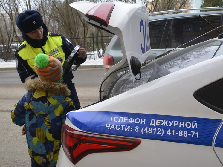 Начальник УМВД России по Смоленской области Валерий Саржин исполнил мечту 6-летнего Вити в рамках акции «Ёлка желаний»