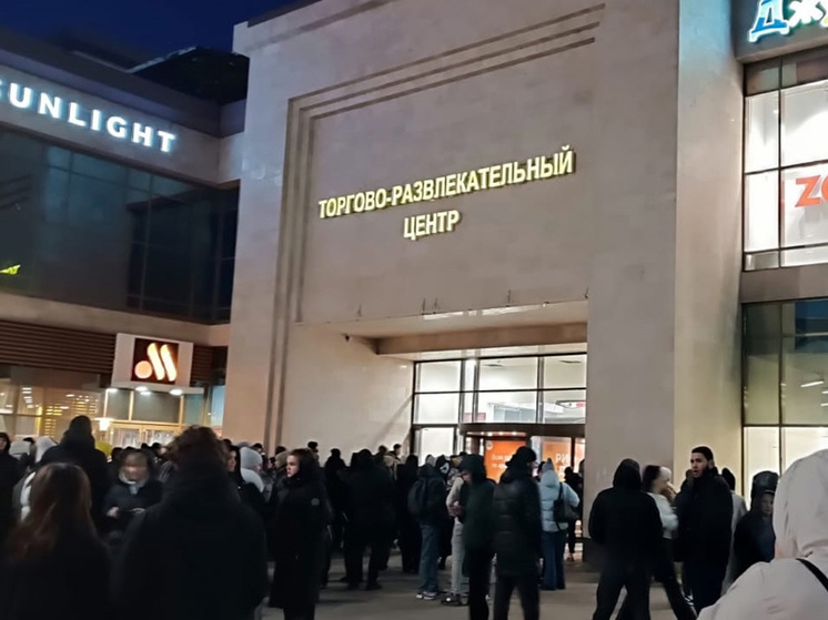 В тамбовском торговом центре произошла эвакуация посетителей
