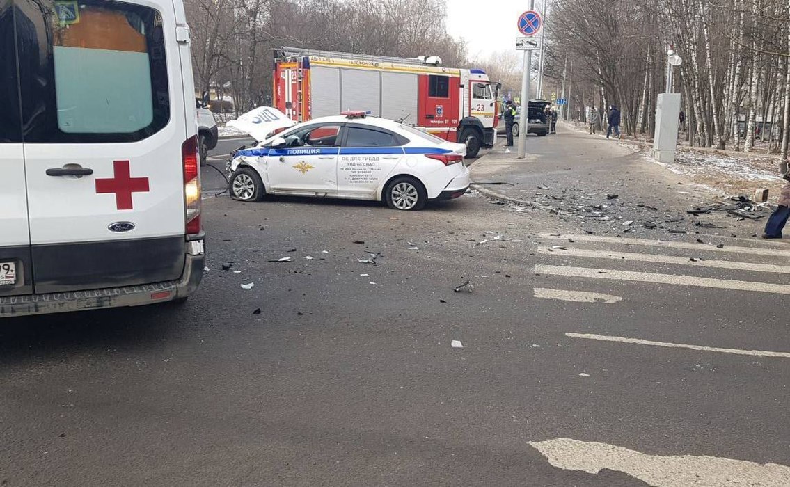 Денис карманов фсб фото Денис Матросов попал в жуткое ДТП, есть пострадавшие: кадры аварии и личные фото